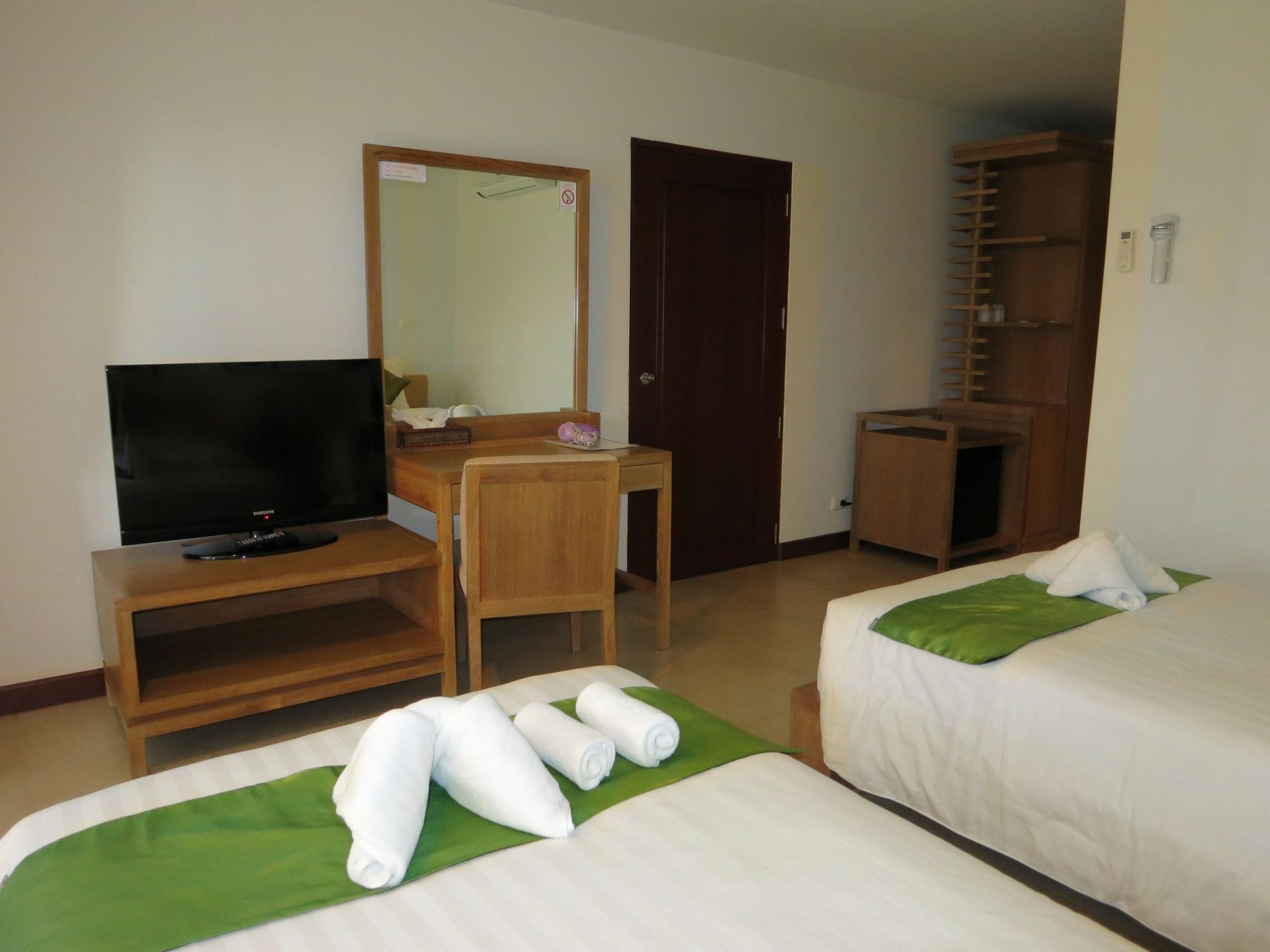 Islanda Resort Hotel Koh Mak Buitenkant foto